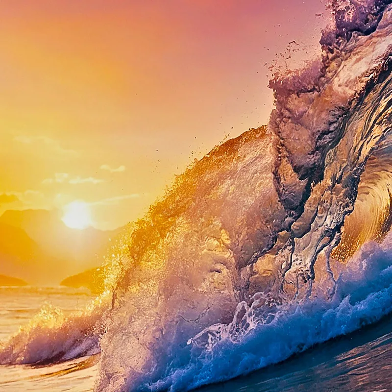 Quadro Paesaggio Mare Onde Al Tramonto Con Vista Montagne